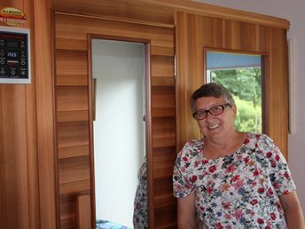 Zufriedene Kunden berichten von ihren Erfahrungen mit Allwaspa Infrarotkabinen.