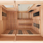 Moderne Infrarotkabine in einem stilvollen Wohnraum für optimale Entspannung.